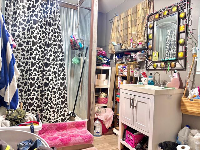 400 S Elliott ST, Thorndale, TX 76577