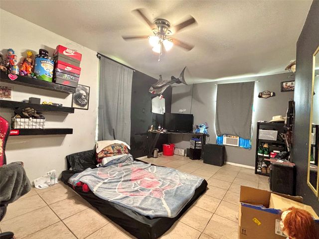 400 S Elliott ST, Thorndale, TX 76577
