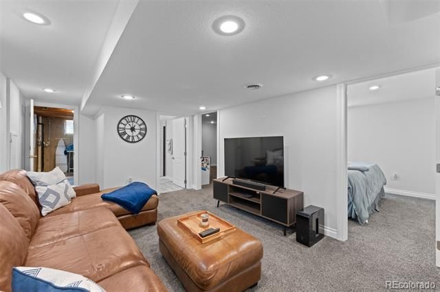 6518 W 70th Place, Arvada, CO 80003