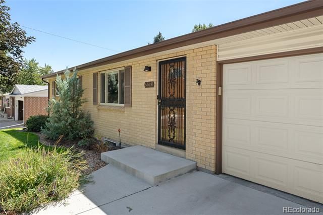 6518 W 70th Place, Arvada, CO 80003