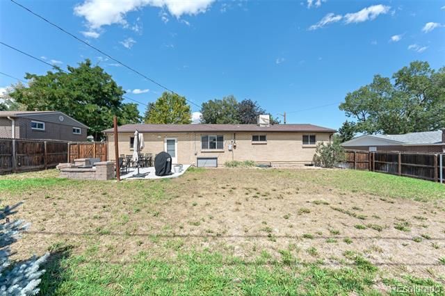 6518 W 70th Place, Arvada, CO 80003