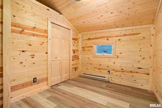 12245 SUNSET Drive, Manito, IL 61546