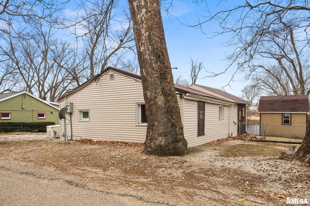 12245 SUNSET Drive, Manito, IL 61546