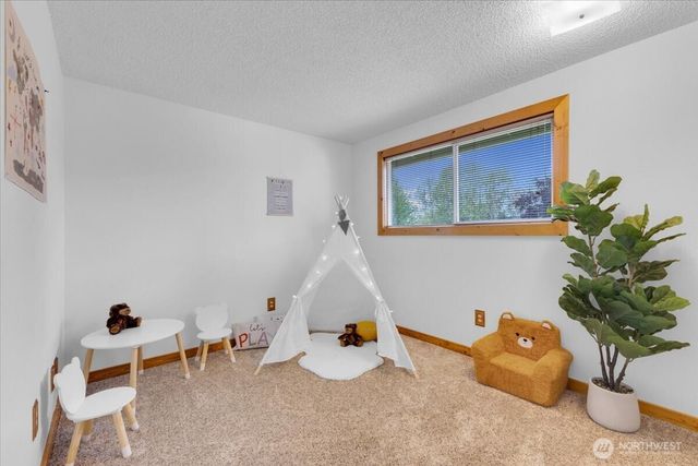 6123 99th Place NE, Marysville, WA 98270