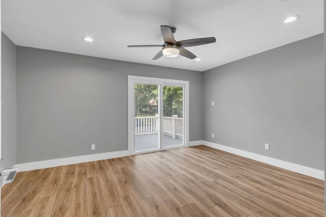 1424 Hampton Road, Grapevine, TX 76051