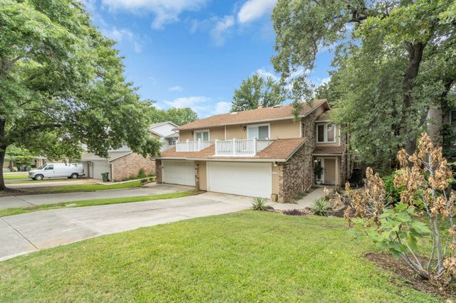 1424 Hampton Road, Grapevine, TX 76051