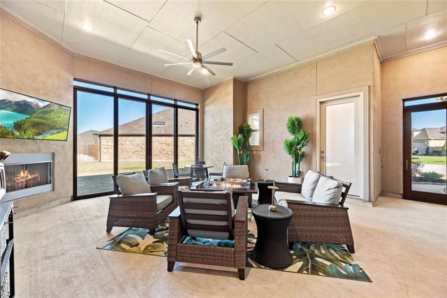 10703 Hilltop Harbor Way, Cypress, TX 77433