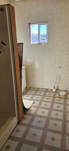 2621 N Us Highway 421, Medaryville, IN 47957