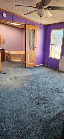 2621 N Us Highway 421, Medaryville, IN 47957