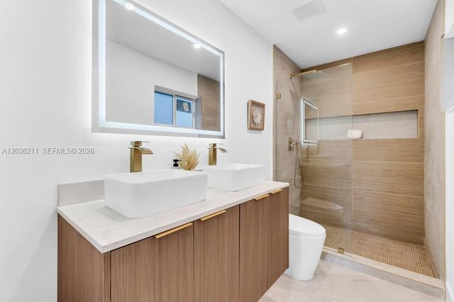 1234 Buchanan Street, Hollywood, FL 33019