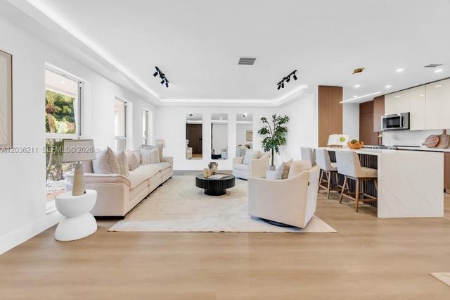 1234 Buchanan Street, Hollywood, FL 33019