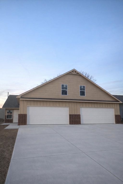 731 N Elder St, Wichita, KS 67212