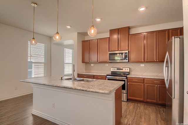 9831 OVERLOOK CYN, San Antonio, TX 78245
