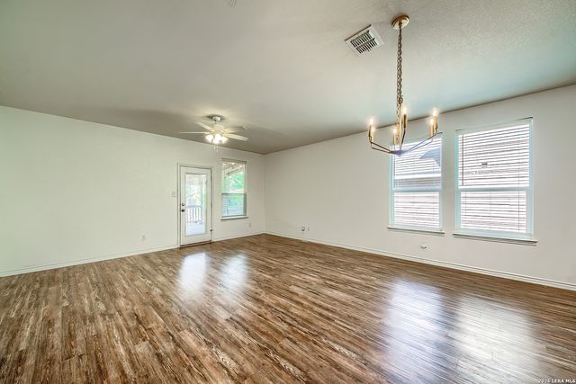 9831 OVERLOOK CYN, San Antonio, TX 78245