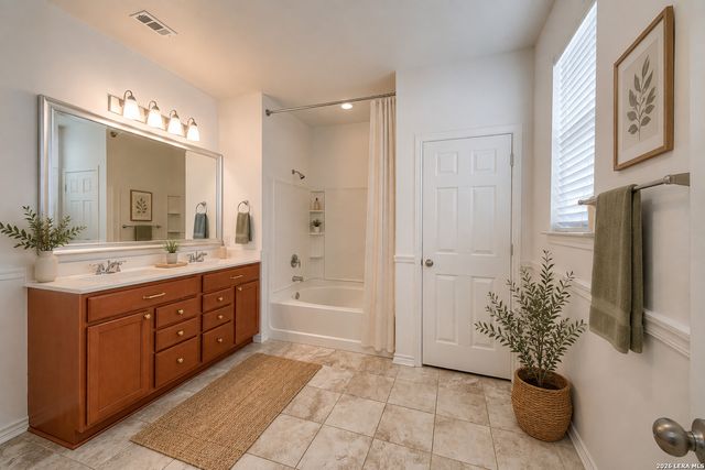 9831 OVERLOOK CYN, San Antonio, TX 78245