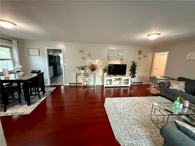 3315 Chatham Avenue, St Joseph, MO 64506