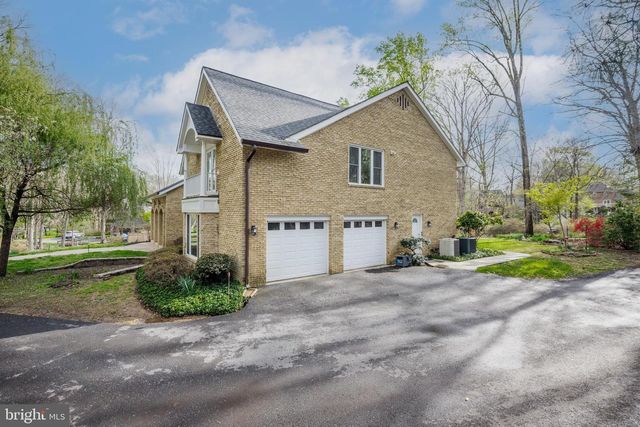 10100 IRON GATE RD, Potomac, MD 20854