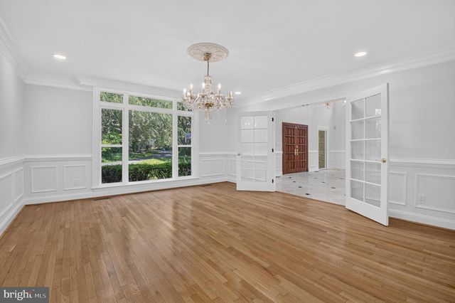 10100 IRON GATE RD, Potomac, MD 20854