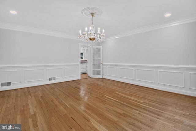 10100 IRON GATE RD, Potomac, MD 20854