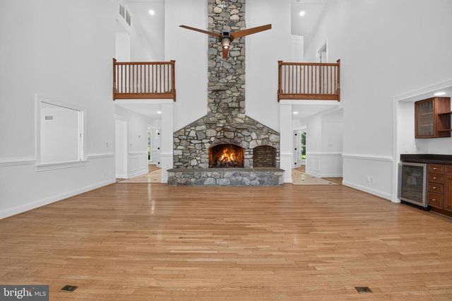10100 IRON GATE RD, Potomac, MD 20854
