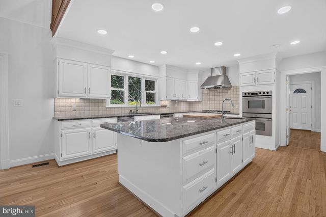 10100 IRON GATE RD, Potomac, MD 20854
