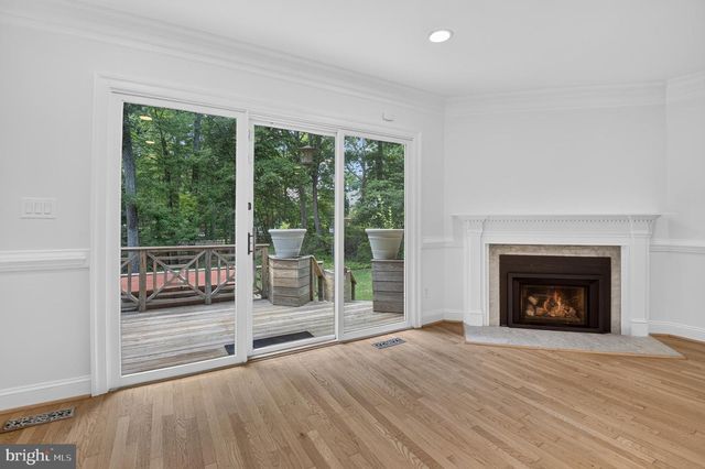 10100 IRON GATE RD, Potomac, MD 20854