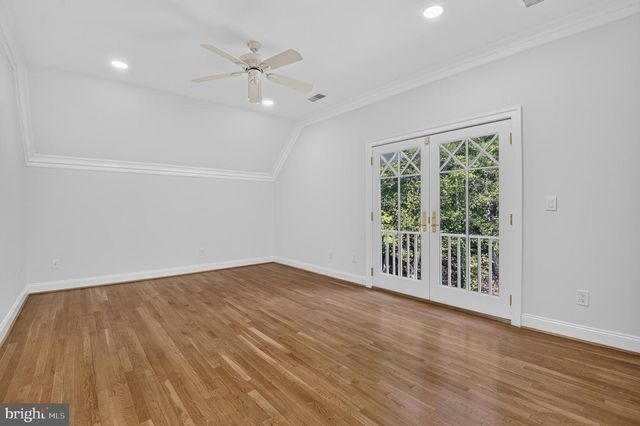 10100 IRON GATE RD, Potomac, MD 20854