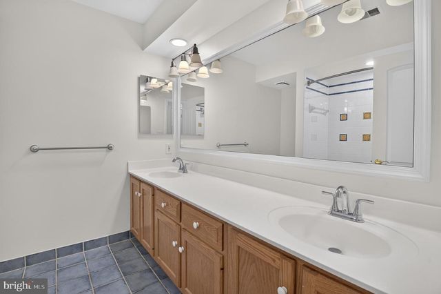 10100 IRON GATE RD, Potomac, MD 20854