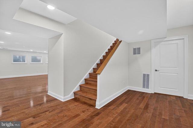 10100 IRON GATE RD, Potomac, MD 20854