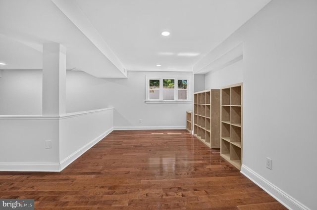10100 IRON GATE RD, Potomac, MD 20854