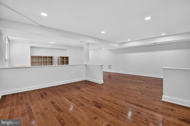 10100 IRON GATE RD, Potomac, MD 20854