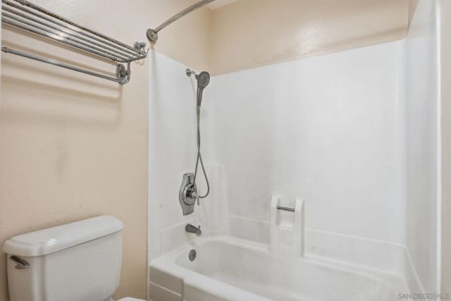 1585 Stone Edge Cir, El Cajon, CA 92021