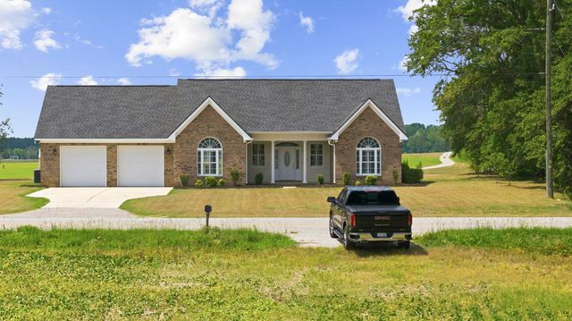 1144 Floyd Page Rd., Galivants Ferry, SC 29544