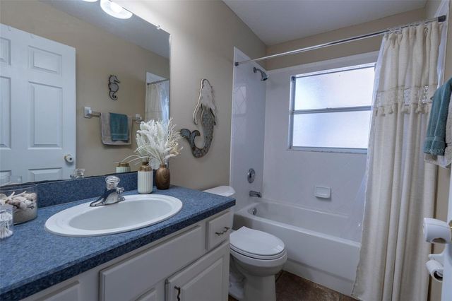 7605 NOTTINGHILL SKY DRIVE, Apollo Beach, FL 33572