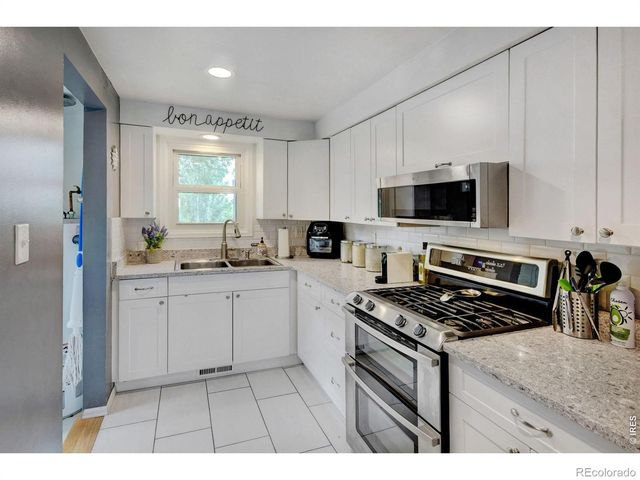 6903 Valmont Road, Boulder, CO 80301