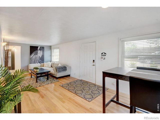 6903 Valmont Road, Boulder, CO 80301
