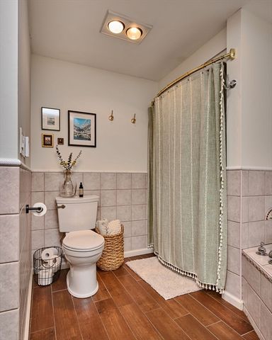 14 Sylvan Dr, Westfield, MA 01085