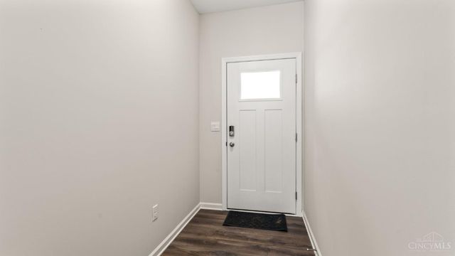 1882 Vista Lake Drive, Goshen Twp, OH 45122