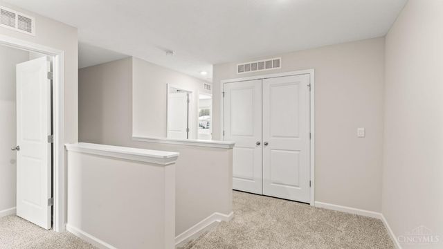 1882 Vista Lake Drive, Goshen Twp, OH 45122