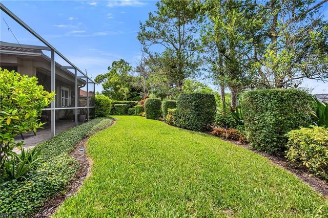 3657 Recreation LN, Naples, FL 34116