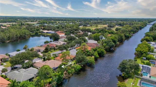 3657 Recreation LN, Naples, FL 34116