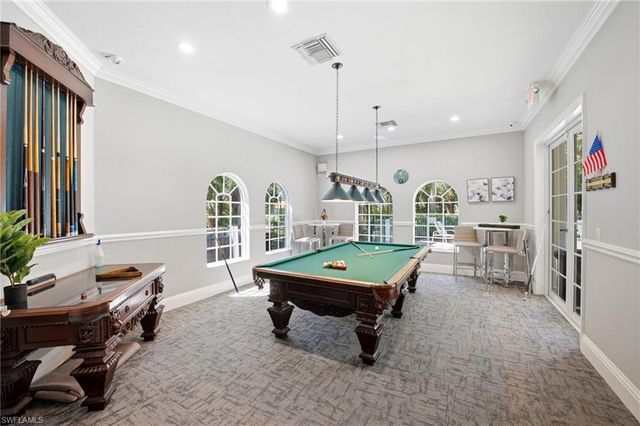 3657 Recreation LN, Naples, FL 34116