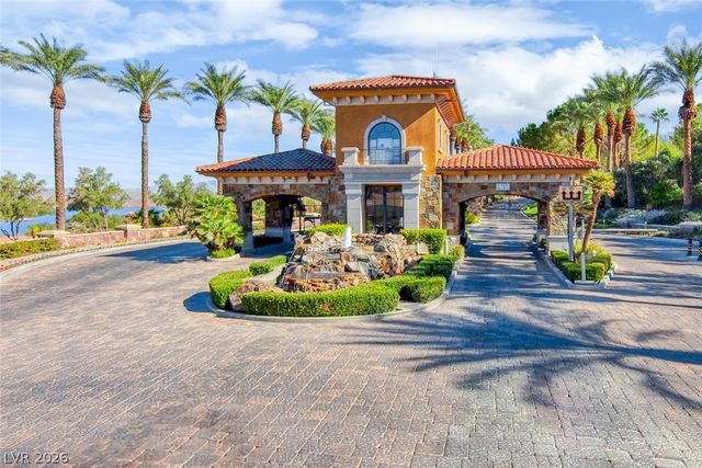18 Camino Barcelona Place, Henderson, NV 89011
