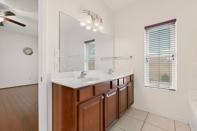 2824 Walsh Loop SE, Rio Rancho, NM 87124