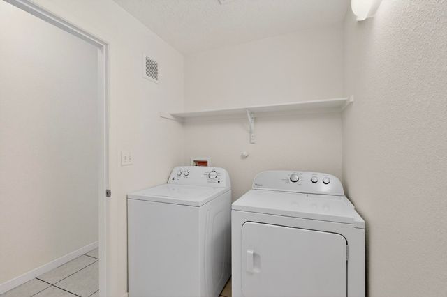 2824 Walsh Loop SE, Rio Rancho, NM 87124