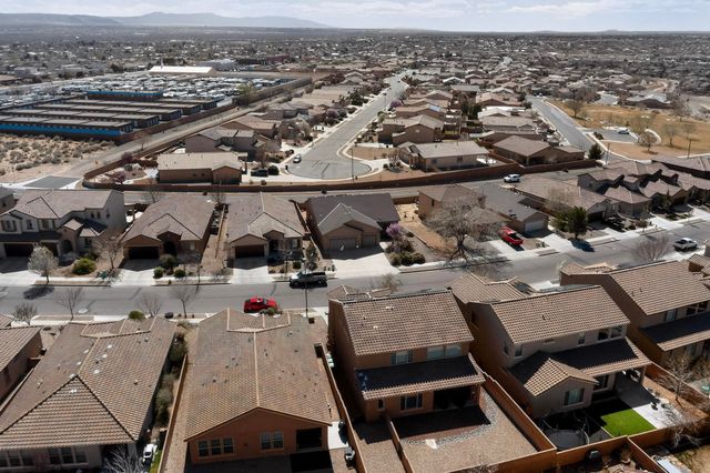 2824 Walsh Loop SE, Rio Rancho, NM 87124