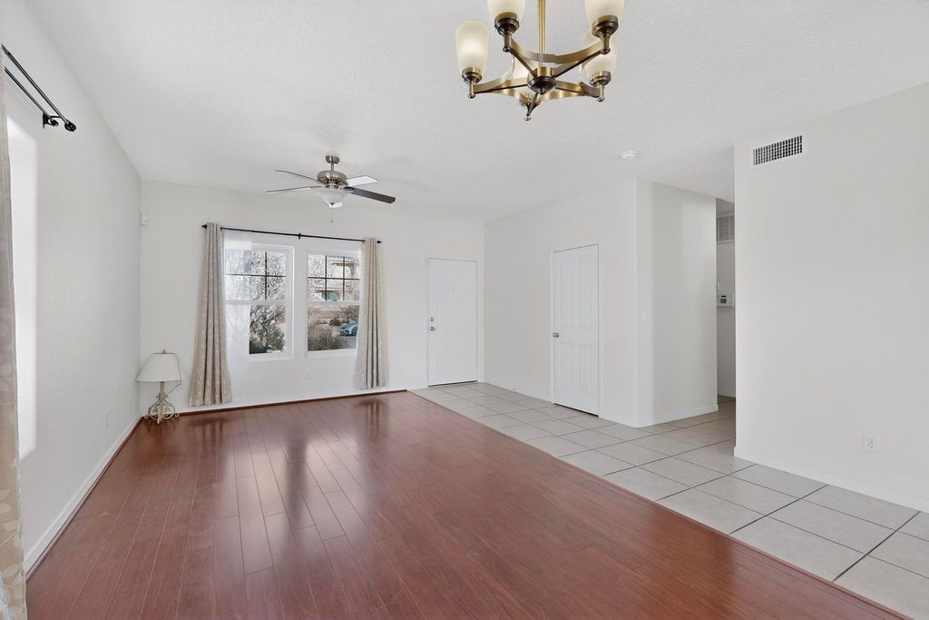 Image 18 of property listing at 2824 Walsh Loop SE, Rio Rancho, NM 87124