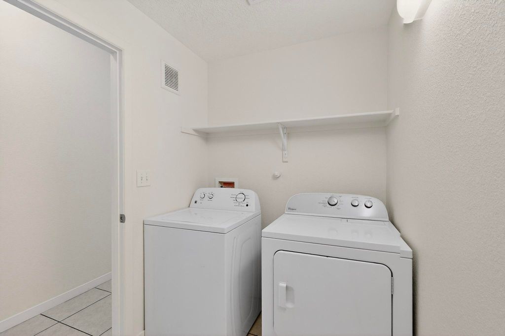 Image 45 of property listing at 2824 Walsh Loop SE, Rio Rancho, NM 87124