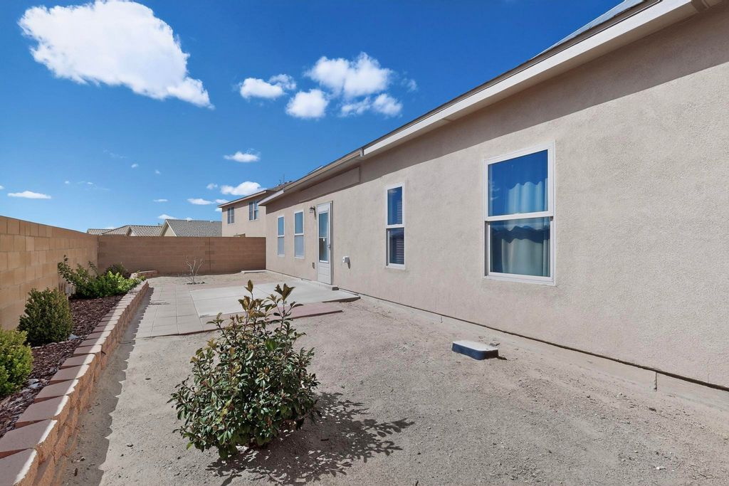 Image 49 of property listing at 2824 Walsh Loop SE, Rio Rancho, NM 87124