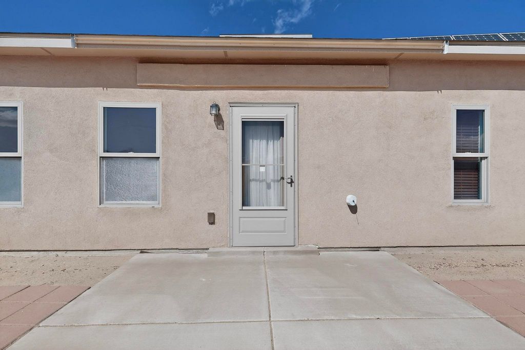 Image 50 of property listing at 2824 Walsh Loop SE, Rio Rancho, NM 87124